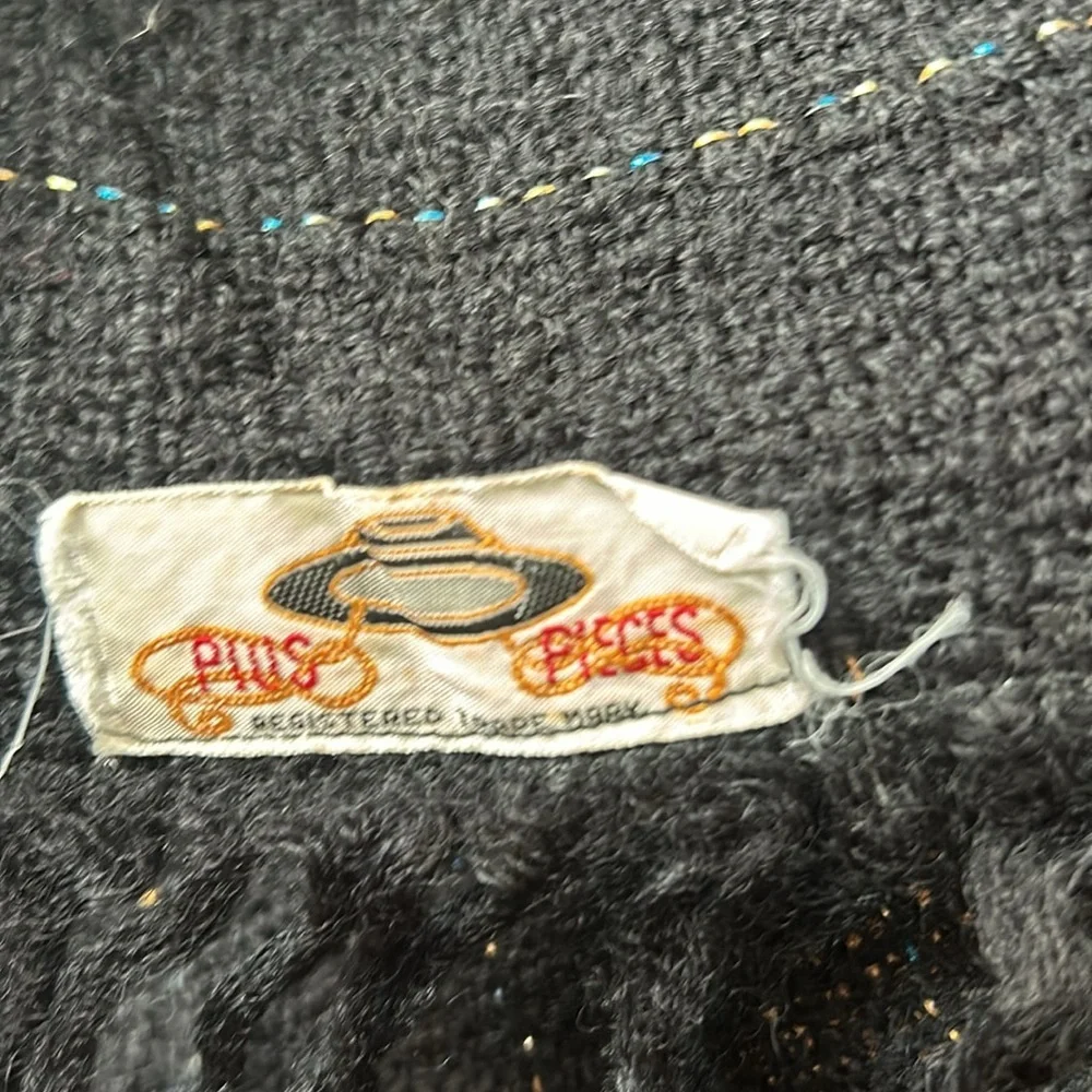 Vintage 100% Wool Scarf - Picture 4 of 5